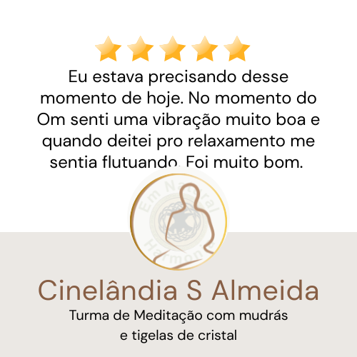 Meditação com mudrás e banho sonoro com a terapeuta integrativa Adriana Almeida, na Vila Encantada, projeto Em Natural Harmonia, em Crato, Ceará
