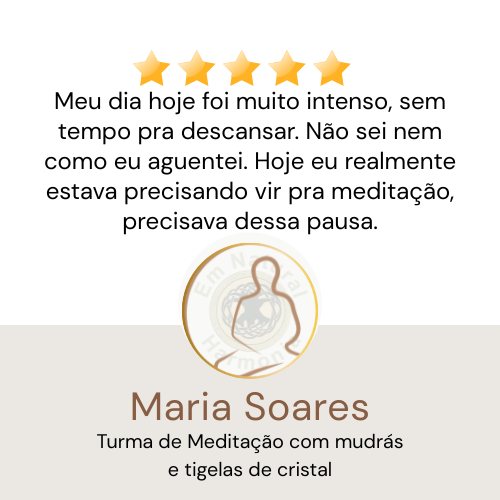Meditação com mudrás e banho sonoro com a terapeuta integrativa Adriana Almeida, na Vila Encantada, projeto Em Natural Harmonia, em Crato, Ceará